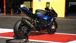 yamaha yzf r1 2017 2018 2019 arrow exhaust (copy)