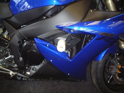 Yamaha YZF-R1 2002-2003 R&G Crash Protectors - Classic Style CP0057BL