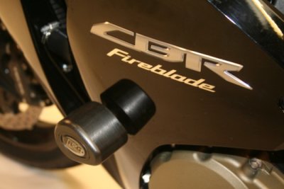 Honda CBR1000RR Fireblade 2008-2019 R&G Crash Protectors CP0228BL