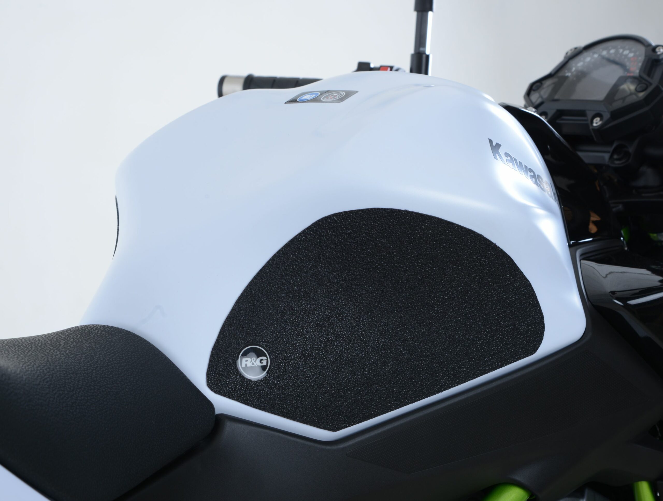 Kawasaki Ninja 650 2017-2023 R&G Tank Traction Grips EZRG429BL