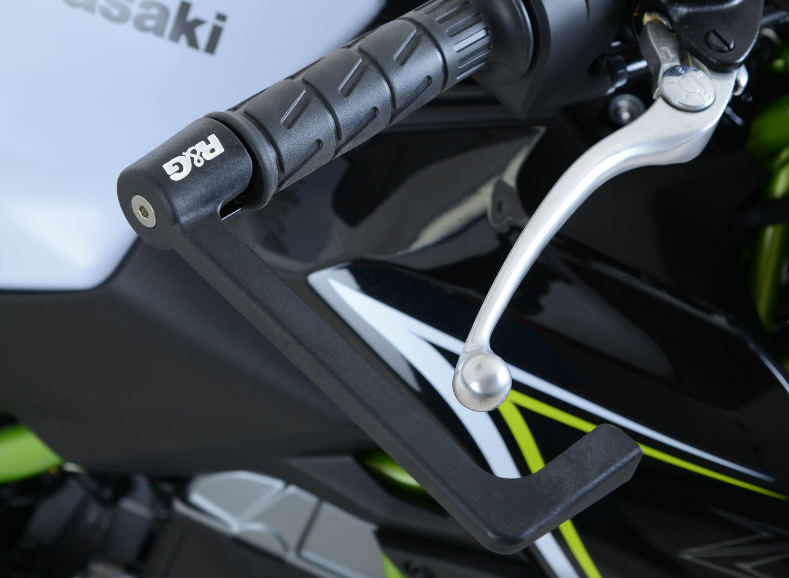 Kawasaki Ninja 650 2017-2020 R&G Lever Guard MLG0011BK