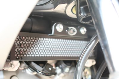 Honda Crossrunner 2011-2018 R&G Oil Cooler Guard OCG0011BK