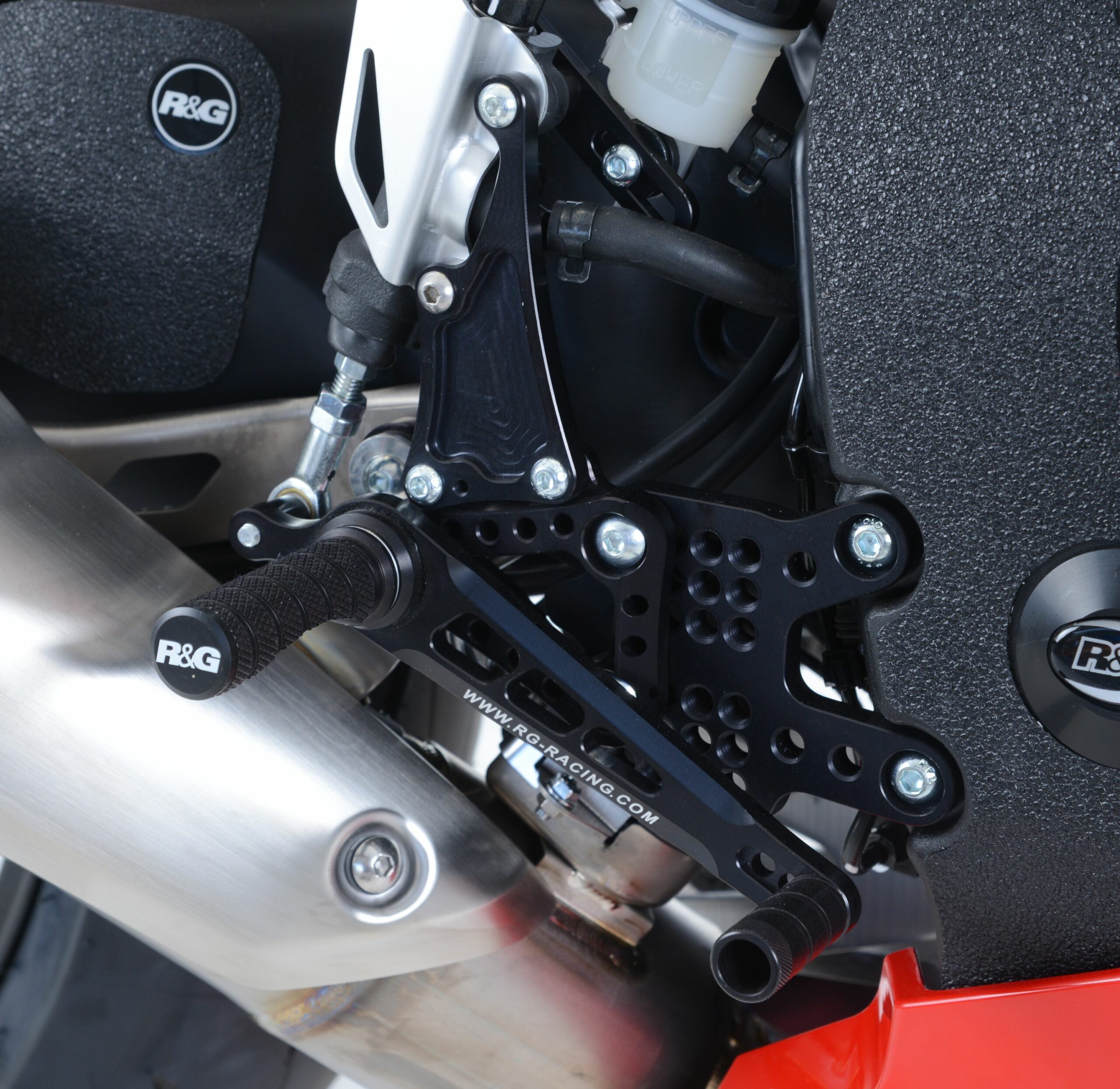 Honda CBR1000RR Fireblade 2008-2016 R&G Adjustable Rearsets RSET02BK