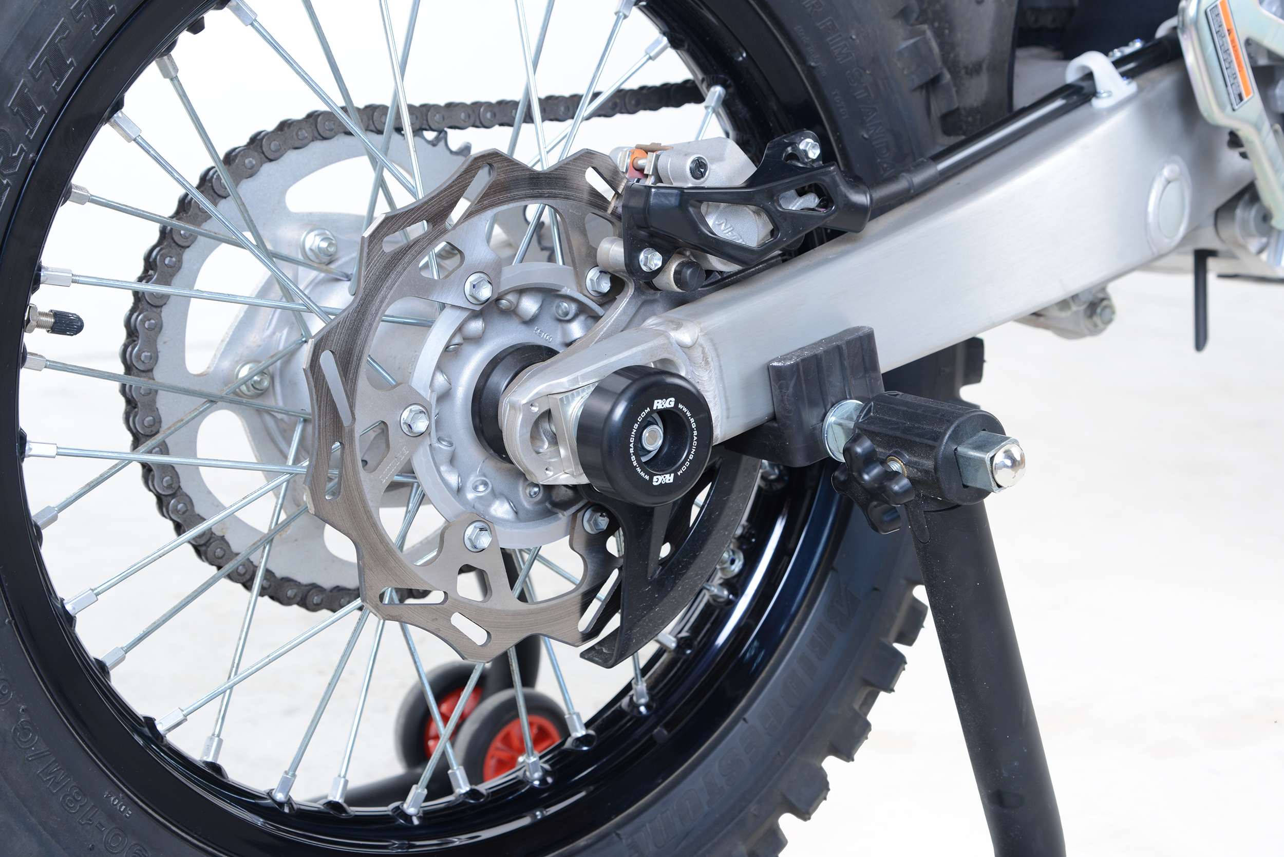 Yamaha WR 450 2018 R&G Swingarm Protectors SP0074BK