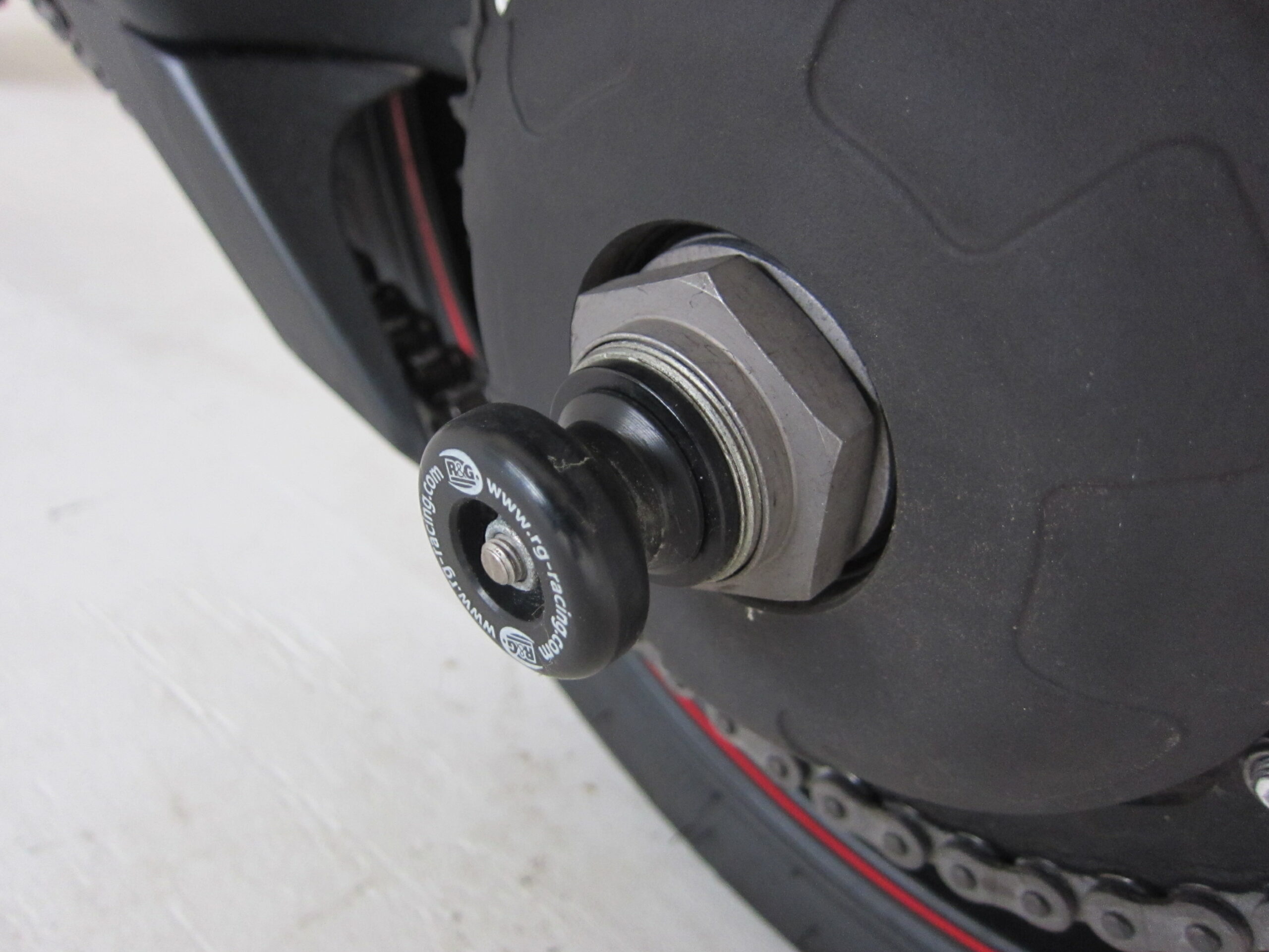 Triumph Tiger 1050 Sport 2013-2018 R&G Spindle Sliders SS0038BK