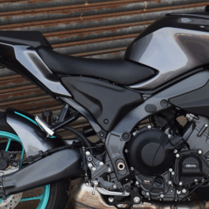 22147m